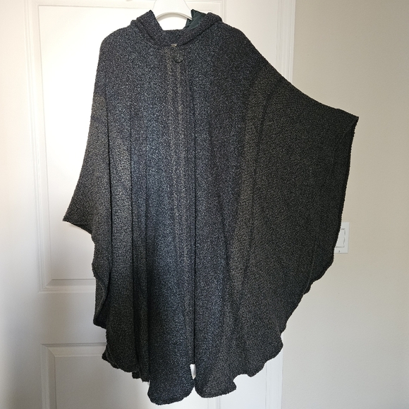 Kerry Woollen Mills Hooded Cape Irish Cashmere Merino Wool - Picture 1 of 13
